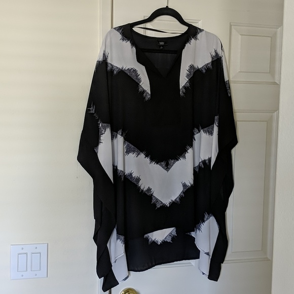 Mossimo Supply Co. Tops - NWOT. Mossimo poncho style tunic sz L